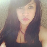 Anabel Flores