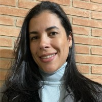 Aline Medeiros de Souza