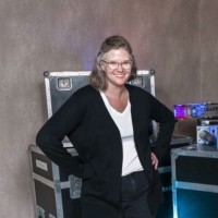 Anne Simon