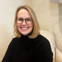 Maggie Lyons