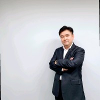 Suk Woo Hong