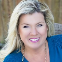 Jennifer Ray