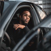 Destin „DES“ Zola