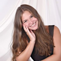 Anna Czarnecki