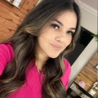 Caroline Neto Camilo