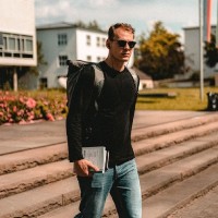 Florian Schöne