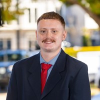 Lachlan Lowe