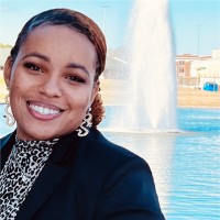 Alana Bluiett