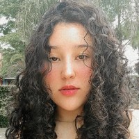 Victória Almeida