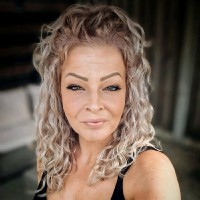 Monique de Brouwer