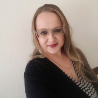 Carla R Swart