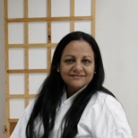 Miriam Van der Zee - Santos