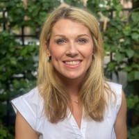 Lesley O'Leary