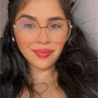 Thais Castelo Branco