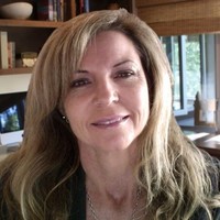 Suzanne Agostino