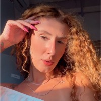 Andressa C. Andreoni