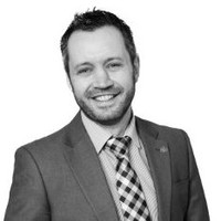 Dermot O'Neill MII Grad