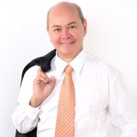 Vic Alcuaz