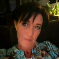 Nicole Van Den Brink