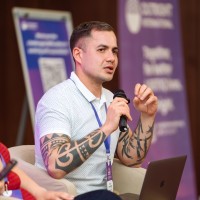 Vitaliy Zakharchuk