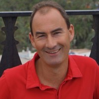 Xavier Stoelen