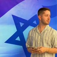 Yaniv Tzur