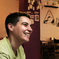 Cris Lucía Claro