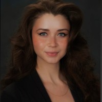 Lea Colangelo, Mba