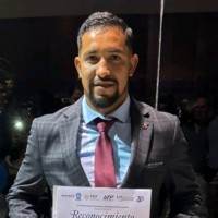 Luis Flores