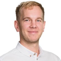 Mattias Hallgren