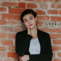 Bronț Zsanett