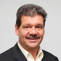 Rolf Schneider