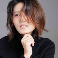 July-AK Ho 何梦乔