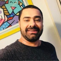 Clayton P Oliveira