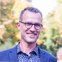 Dennis Van Raemdonck