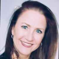 Cyndi Causseaux