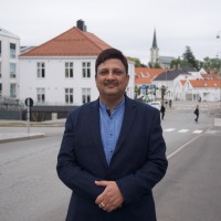 Prof. Himanshu Bansal