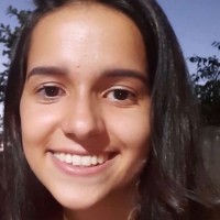 Anna Carolina Guse e Silva