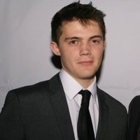 Matthew Gleave