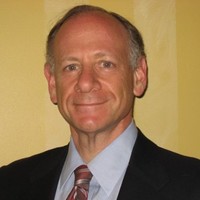 Lloyd Widom, Cfa