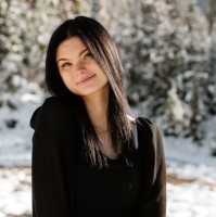 Kayley O.