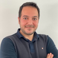 Bahadır Özay
