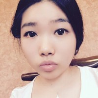 吉勤雯