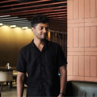 Sabari V