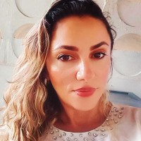 DAIANA T.