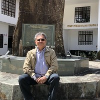 Dr Nik Zamri