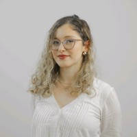 Maria Victoria Delbachian Santos