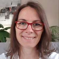 Corinne Petit