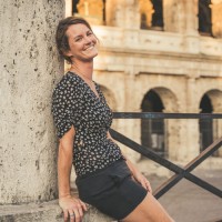 Julie North