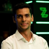 Felipe Gonzales, Mba